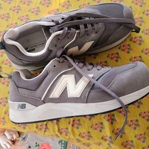 New Balance Men's Athletic Shoes in Gray and White